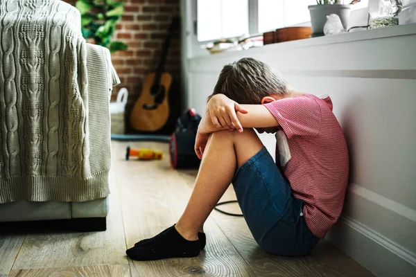 Genç Çocuk Depresyon Ile — Stok fotoğraf