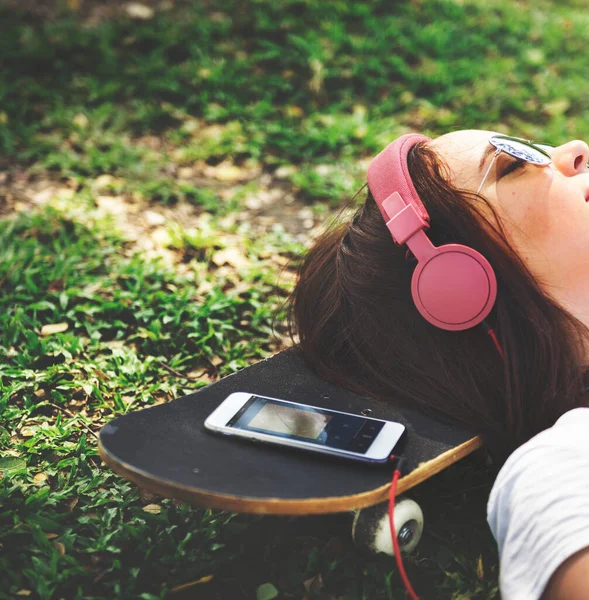 Girl Laying Grass — Stock Photo, Image