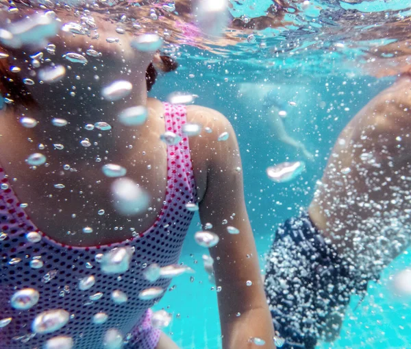 Kinder Schwimmen Einem Poo — Stockfoto