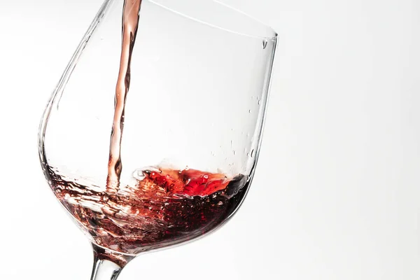 Czerwone Wino Wlewające Się Kieliszka Wina — Zdjęcie stockowe