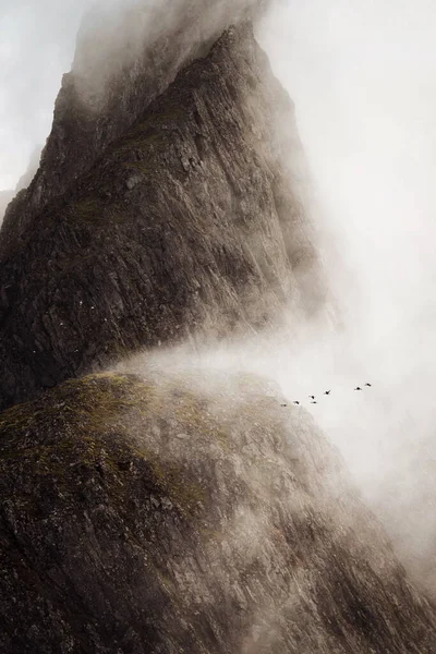 Pohled Mlhavou Horu Krossanesfjall Islandu — Stock fotografie