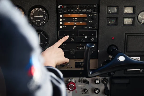 コックピットの航空機出発の準備ができて — ストック写真