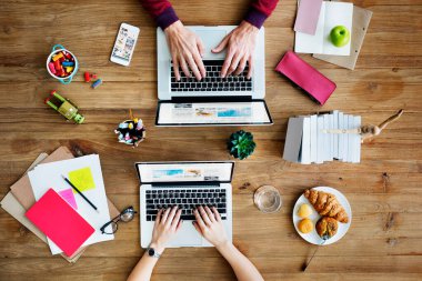 Birlikte çalışan meslektaşlar konsepti