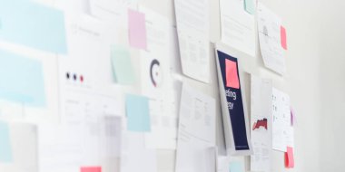 Duvardaki iş planlama bilgileri