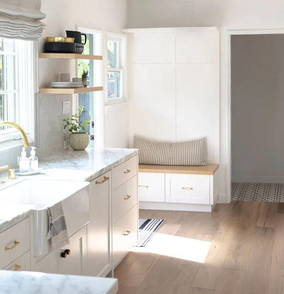 Golden Kitchen Faucet Interior Design — Stock Photo, Image