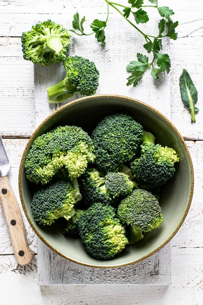 Broccoli Freschi Verdi Naturali Tagliati — Foto Stock