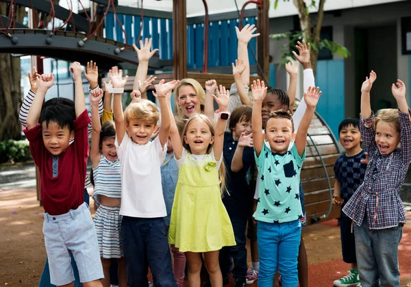 Crianças Felizes Escola Primária — Fotografia de Stock