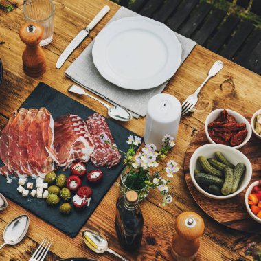 Yemek Masası Yemek Ayarlama Konsepti