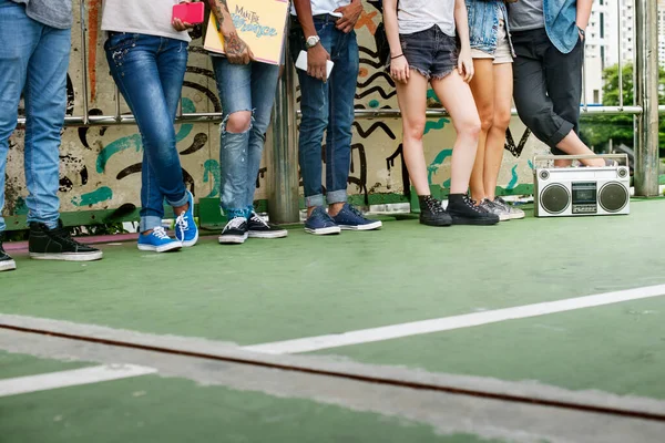 Adolescentes Estilo Vida Cultura Casual Estilo Juventude Conceito — Fotografia de Stock