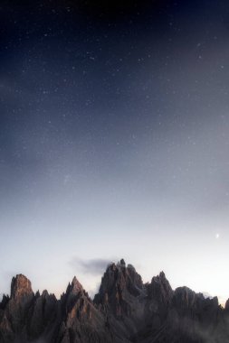 Tre Cime di Lavaredo gece Dolomites, İtalya 'da