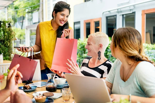 Concepto Bolsos Compras Para Mujeres Jóvenes Fotos De Stock