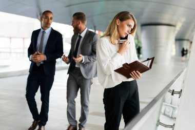 İş adamları günlük rutinlerinde
