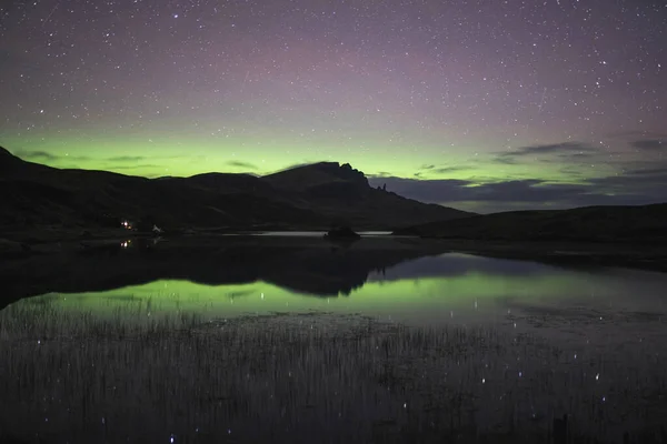 Aurora Borealis Het Eiland Skye Schotland — Stockfoto