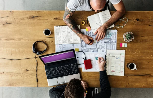 Colleagues Working Together Desk — Fotografia de Stock