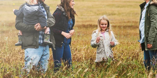 Happy Family Walking Field — Stok Foto