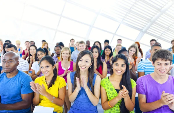 Diverse and Happy People Applauding — Stock Photo, Image
