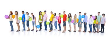 Kutlama yapan Geniş İnsan Grubu