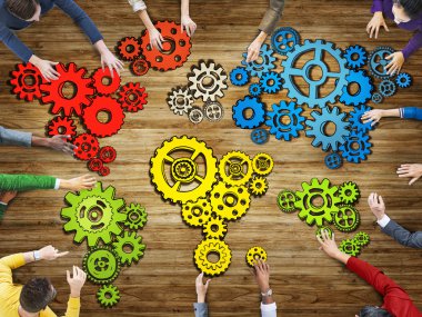 insanlar dişli simgesiyle