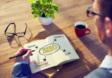 SEO kavramları yazma bisinessman