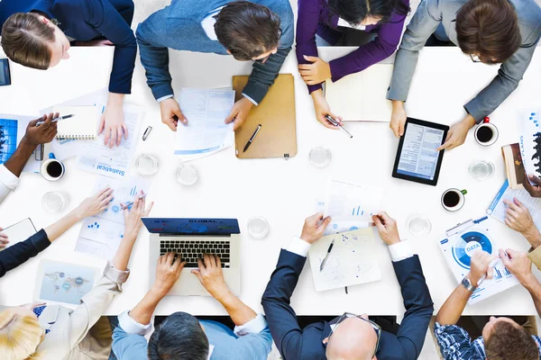 Empresarios en una reunión — Foto de Stock