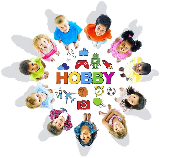 Kindergruppe und Hobbykonzept — Stockfoto