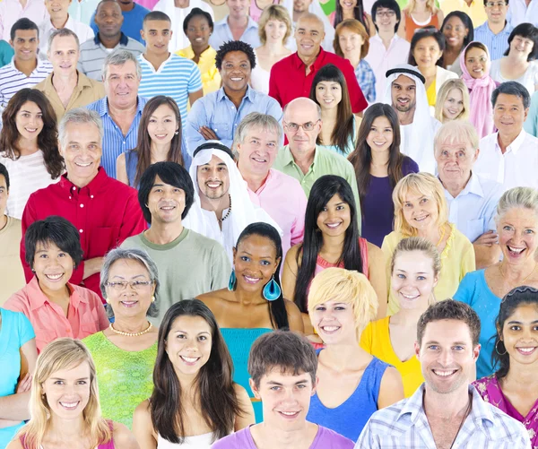 Gran grupo multiétnico de personas — Foto de Stock