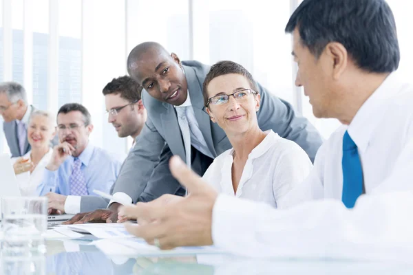 Empresários em reunião — Fotografia de Stock