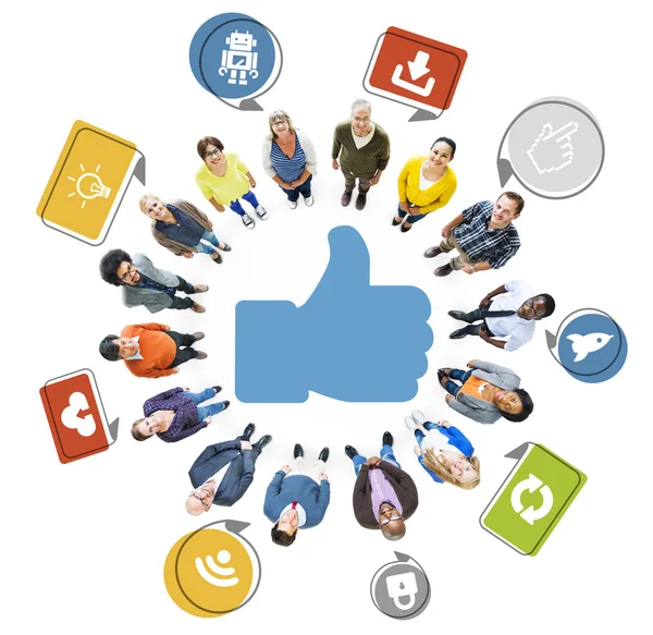 People and Social Media Concept — Stock Photo, Image