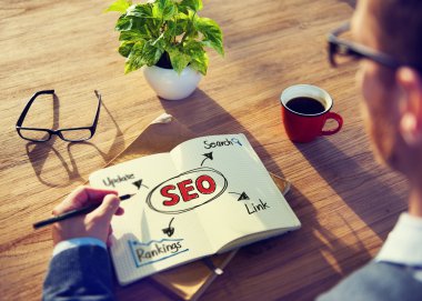 SEO kavramları yazma bisinessman