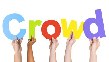 word kalabalık tutan eller