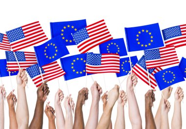 AB ve Americain bayrakları holding eller