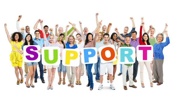 Persone che detengono 7 Placards formando supporto — Foto Stock