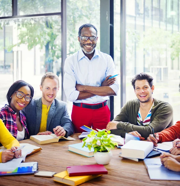 Group of Multiethnic Students with the Professor — Stock Photo, Image