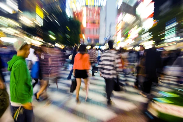 著名涩谷十字路口的夜晚 — 图库照片