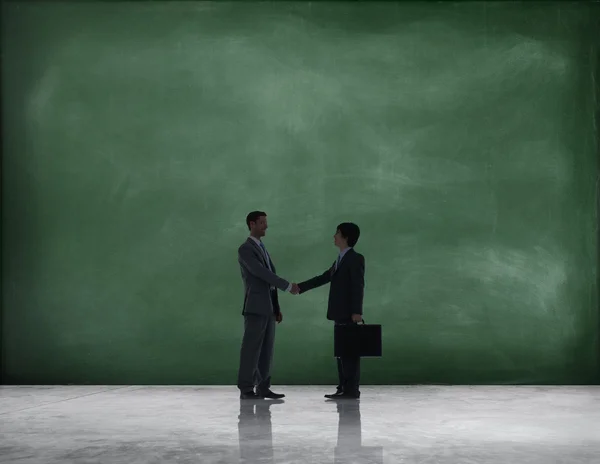 Obchodní partneři handshake — Stock fotografie