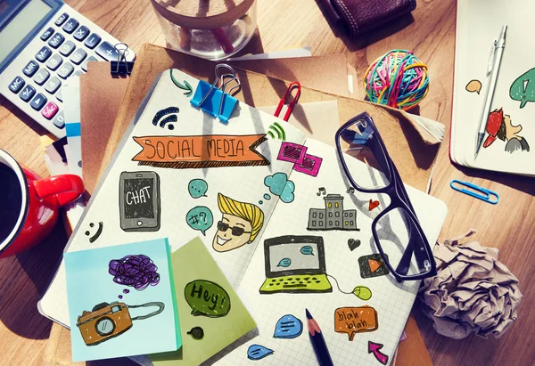 sosyal medya notları ile Tablo Tasarımcısı'nın