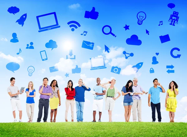 insanlar sosyal ağ ve ilgili simgeler