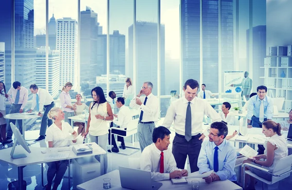 Gente de negocios trabajando —  Fotos de Stock