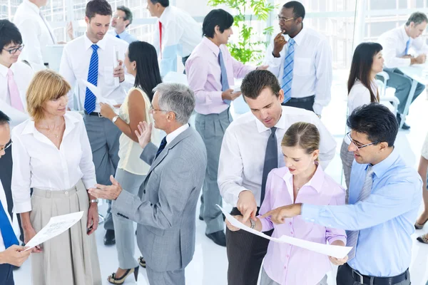 Reunión de empresarios en la oficina — Foto de Stock