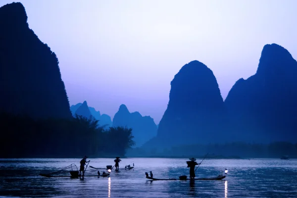 Pesca de cormoranes, Guilin, China . — Foto de Stock