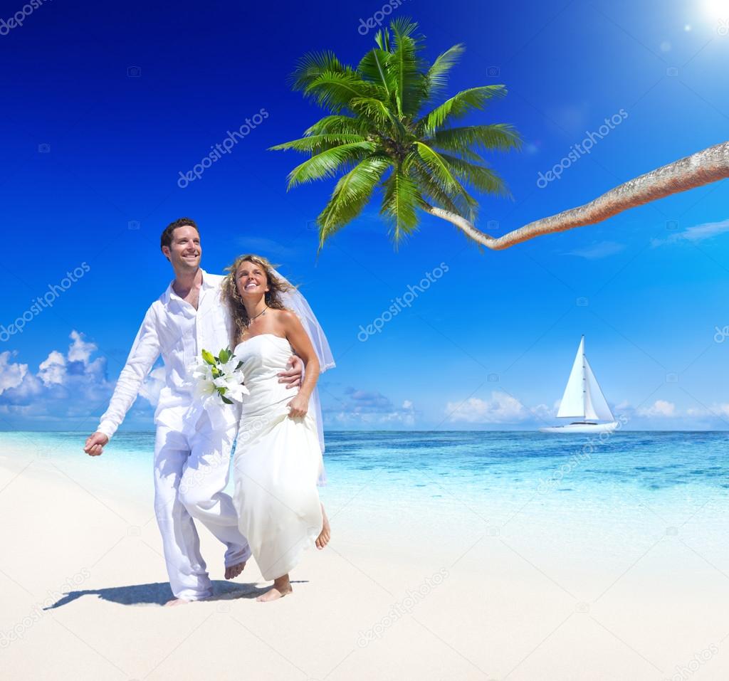 Couple wedding on beach