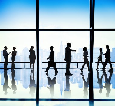 Modern ofisteki iş adamları