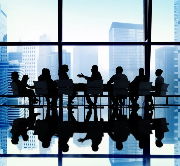 Geschäftsleute bei dem Treffen — Stockfoto