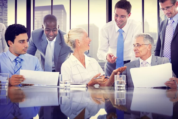 Reunión de negocios en la oficina — Foto de Stock