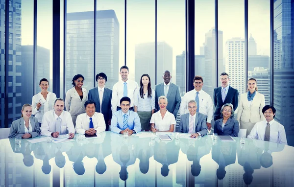 Reunión de negocios en la oficina — Foto de Stock