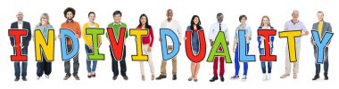 Farklı insanlar Holding metin bireysellik