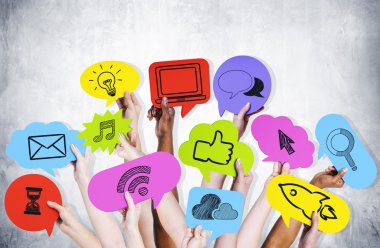 Sosyal Medya Icons tutan eller