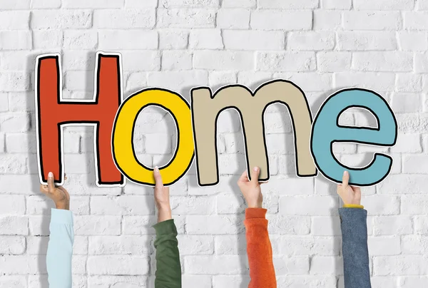 Händerna hålla ordet Home Concept — Stockfoto