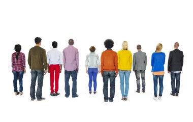 çok etnik gruptan oluşan bir grup insan