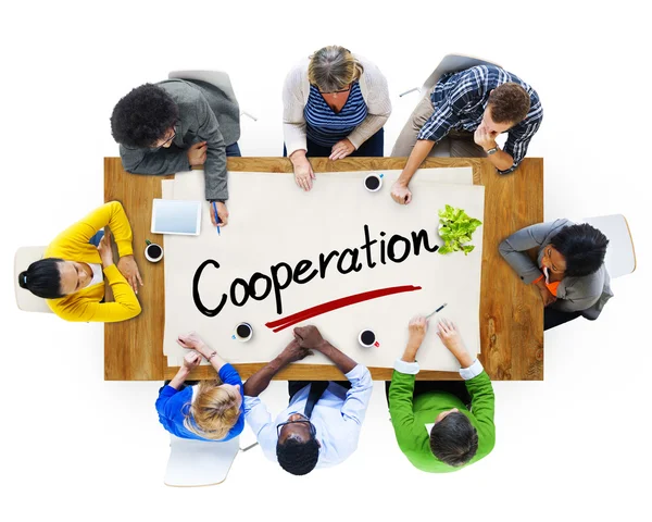 Άτομα με την έννοια της συνεργασίας — Φωτογραφία Αρχείου